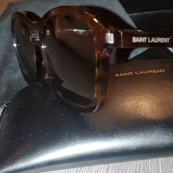 AUTHENTIC SAINT LAURENT (SL) Sunglasses SL 258 02 - Picture 3 of 8
